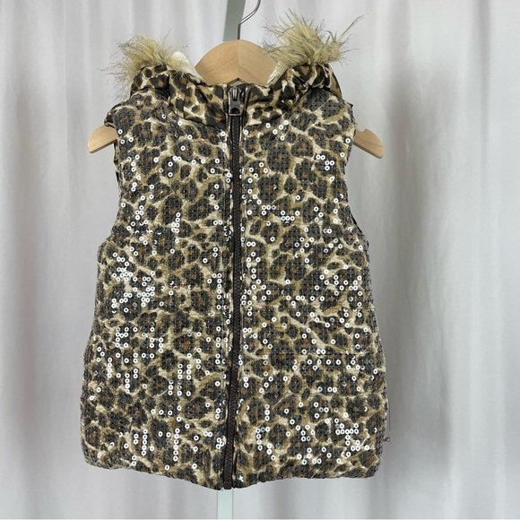Children's Place XS Size 4 Sequin Animal Print Faux Fur Puff Vest Zipper Puffer - Picture 2 of 8